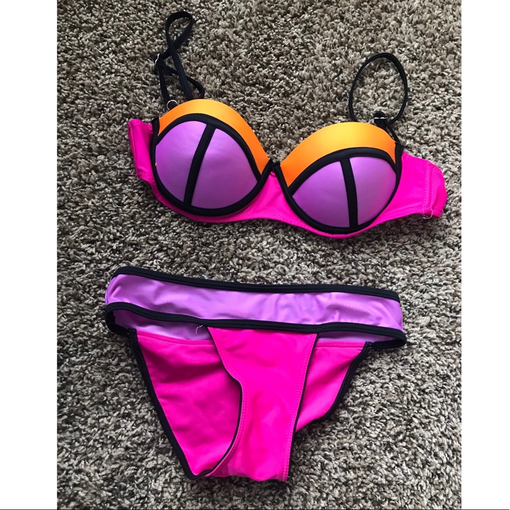 Neon bikini ✨